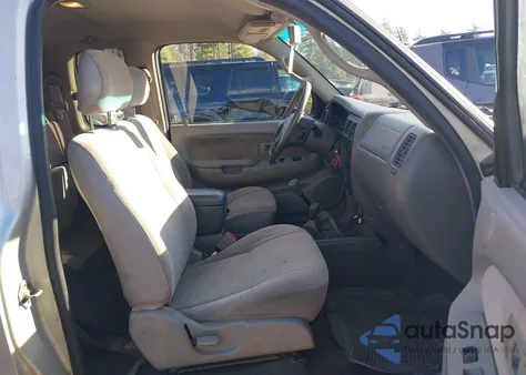 2003 Toyota Tacoma z USA, uszkodzony, nr VIN 5TEWM72N73Z221731